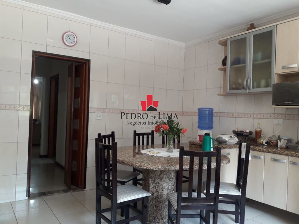 Casa térrea com amplo Terreno na Ponte Rasa