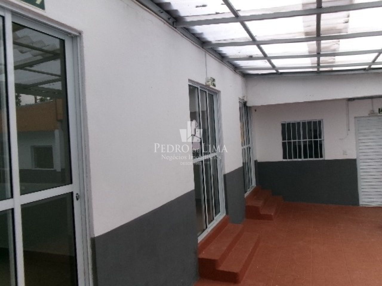 imagem do imovel Casa comercial com quintal 220m² no Jardim Popular ref: PE32878