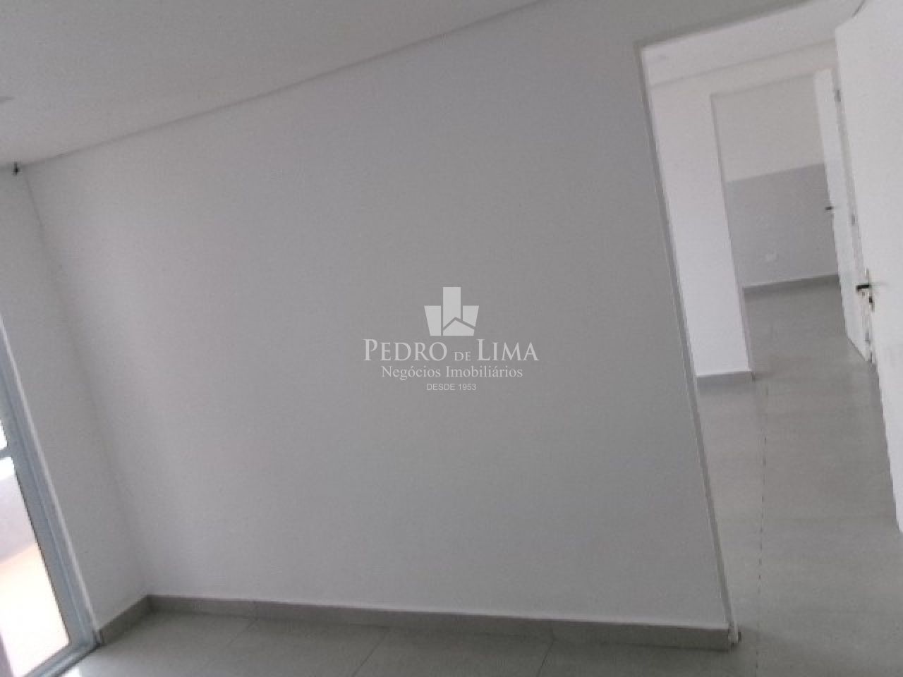 Casa comercial com quintal 220m² no Jardim Popular