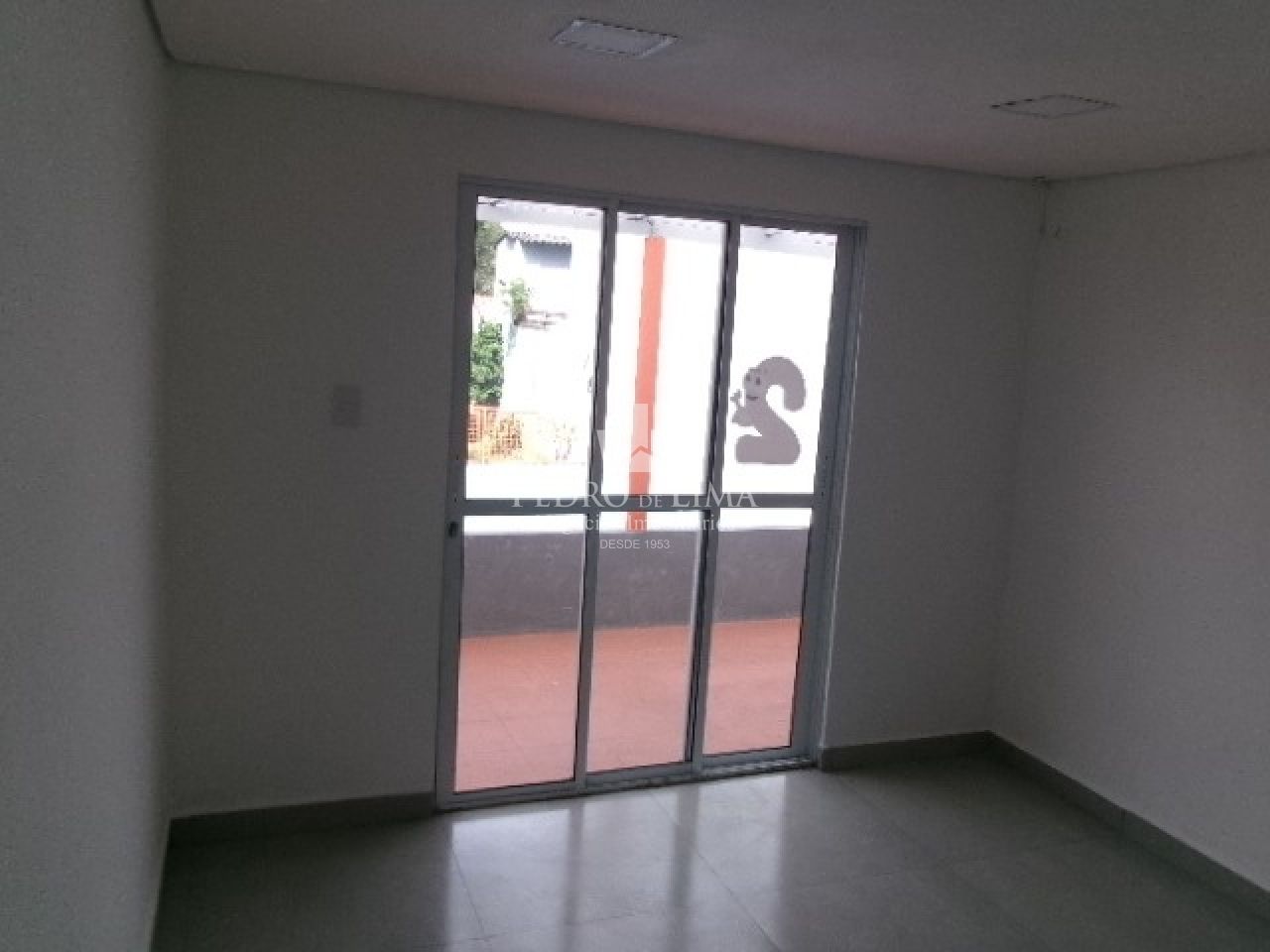 Casa comercial com quintal 220m² no Jardim Popular