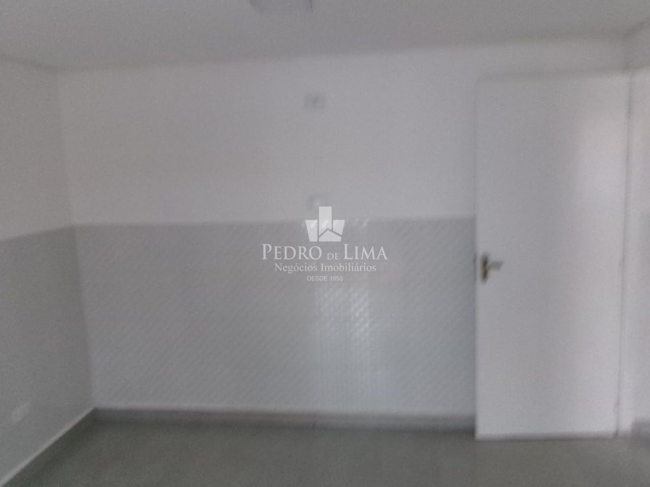 Casa comercial com quintal 220m² no Jardim Popular