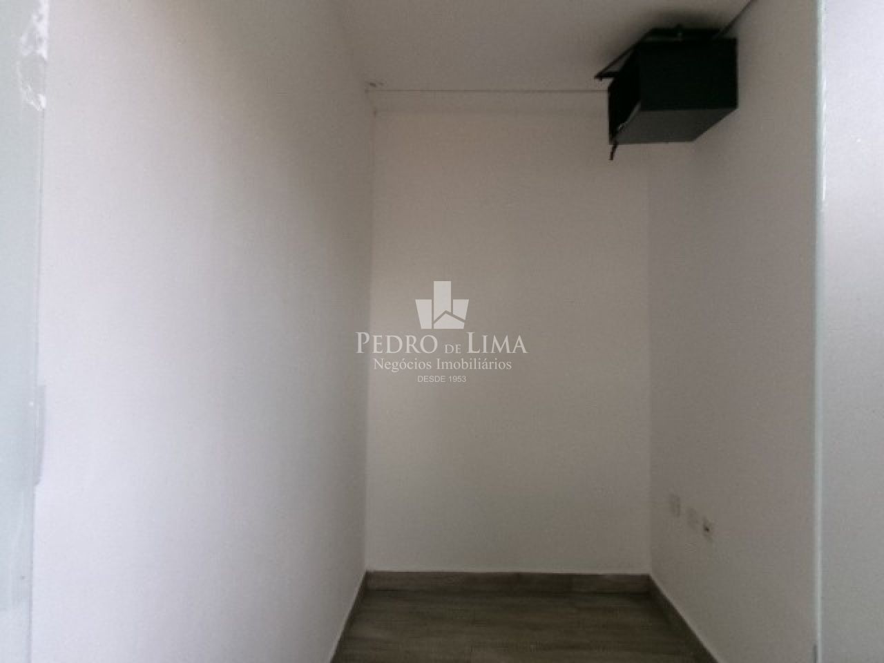 Casa comercial com quintal 220m² no Jardim Popular