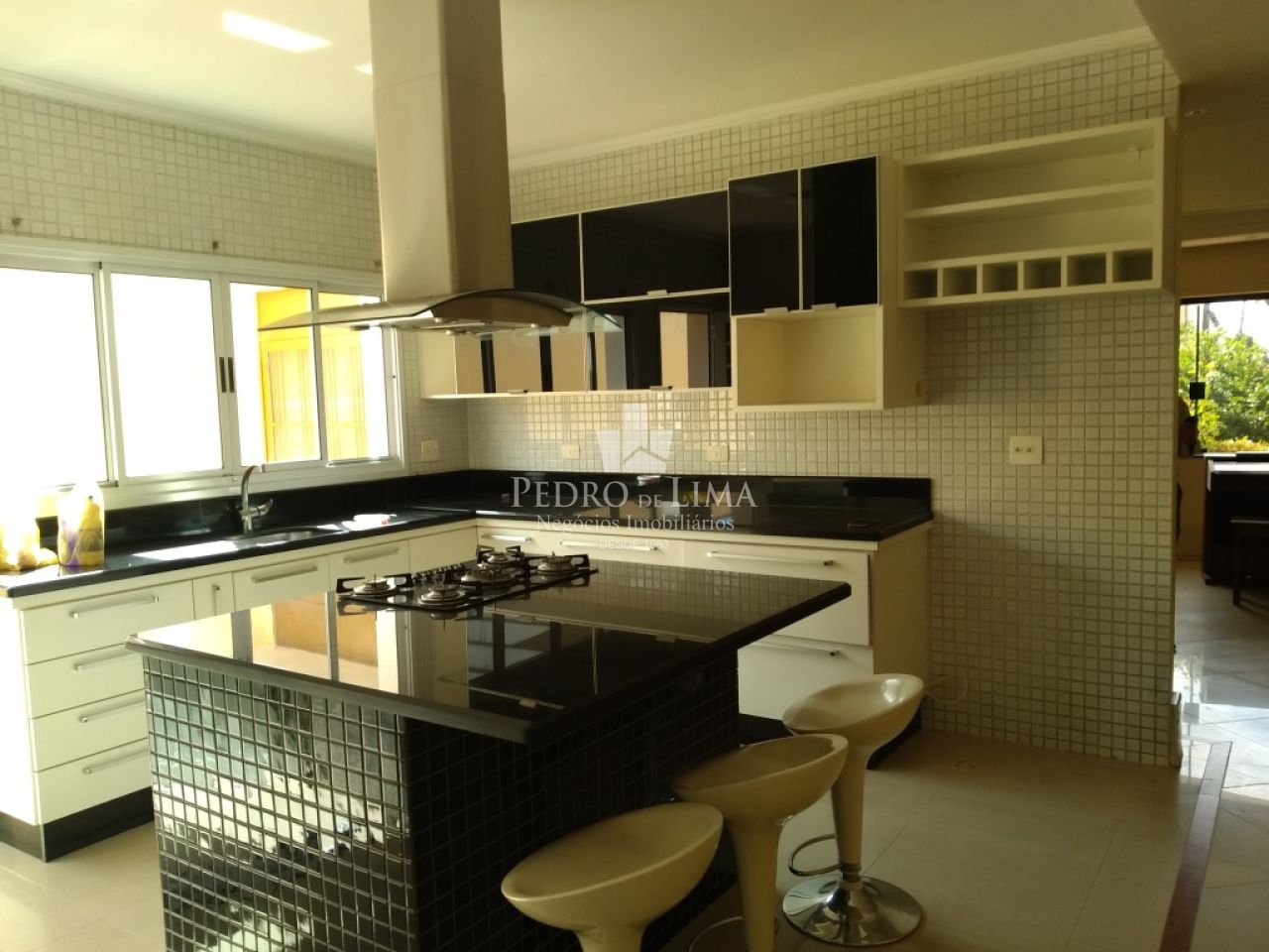 imagem do imovel Casa Térrea 3 Suites e 10 Vagas Cangaiba Locação Comercial   ref: PE33803