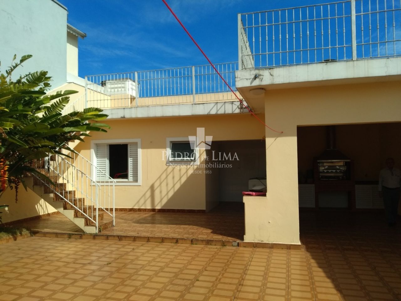 Casa Térrea 3 Suites e 10 Vagas Cangaiba Locação Comercial