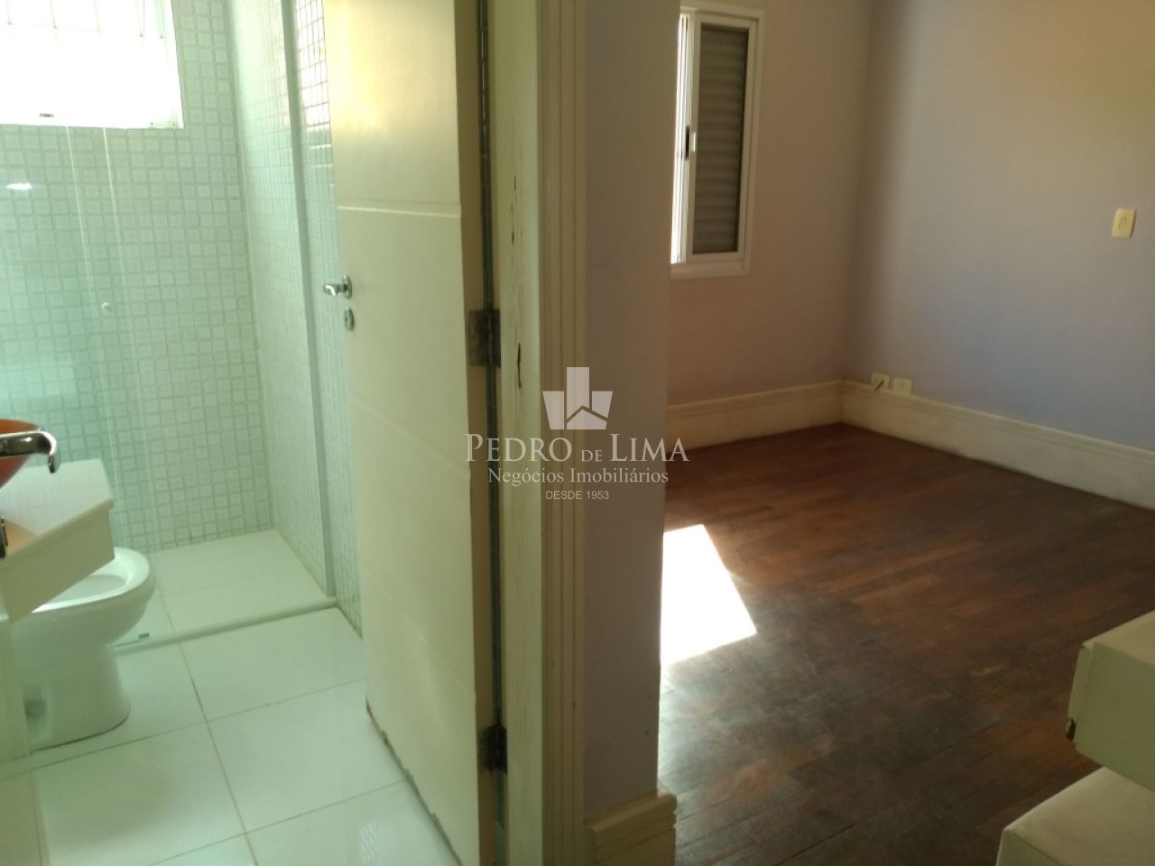 Casa Térrea 3 Suites e 10 Vagas Cangaiba Locação Comercial