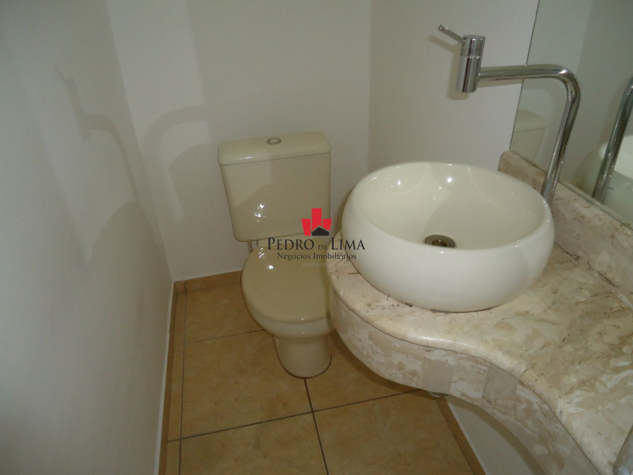imagem do imovel Sobrado frontal - 3 dormitórios sendo 1 suíte no Jardim Lisboa - Ponte Rasa ref: PE33955