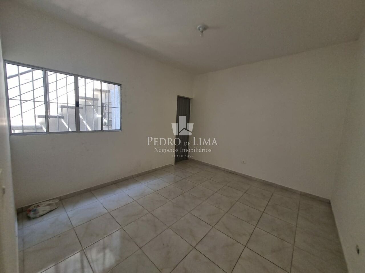 imagem do imovel Casa terrea Arthur Alvim com 1 Quarto, Sala, Cozinha, Banheiro sen vaga ref: PE34433