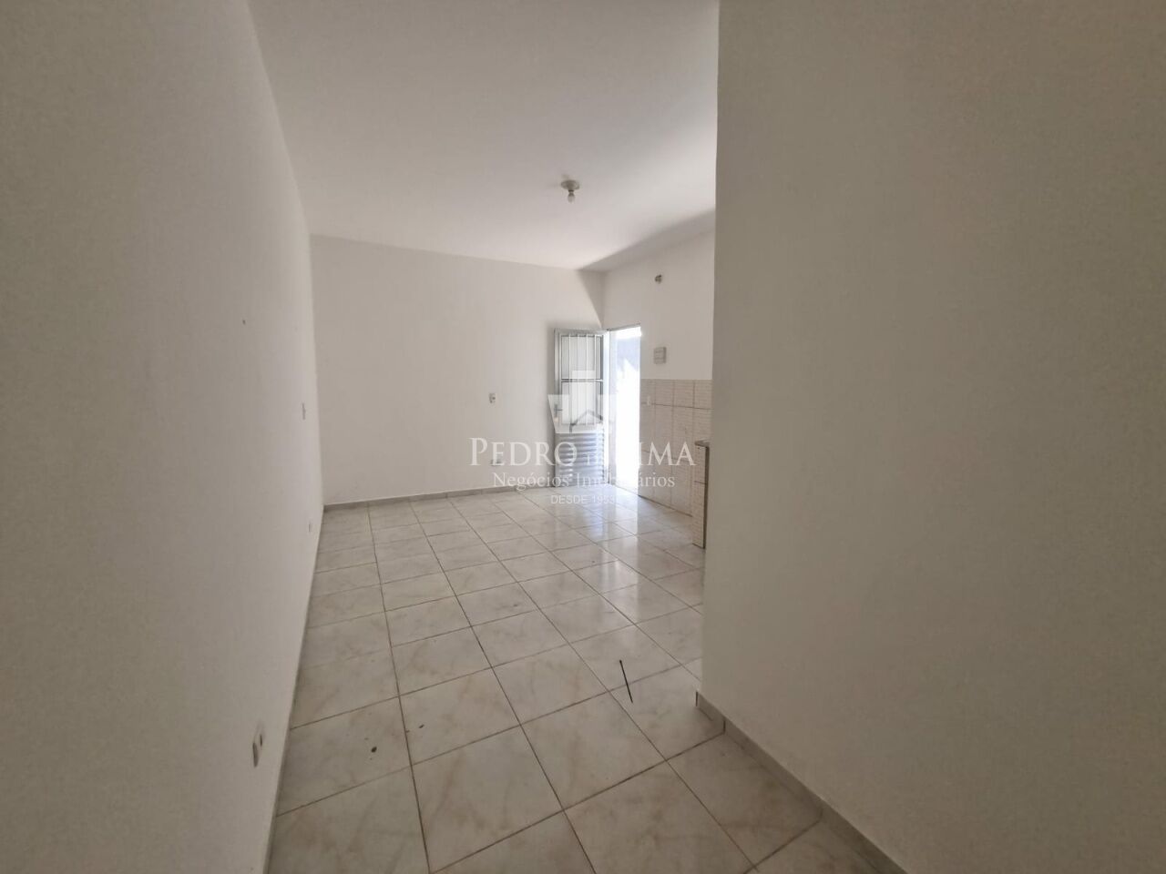 imagem do imovel Casa terrea Arthur Alvim com 1 Quarto, Sala, Cozinha, Banheiro sen vaga ref: PE34433