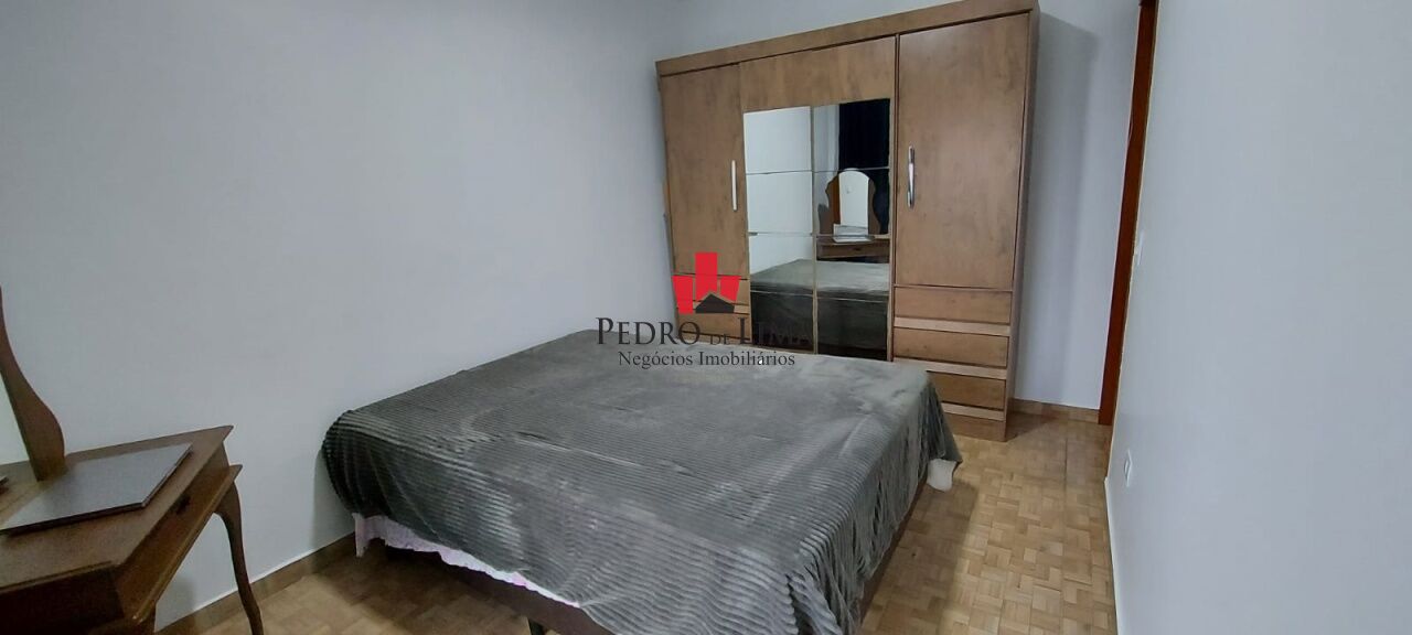 Sobrado Novo de alto padrão na Ilha Comprida, 3 dorm, sendo 1 ste, 10 vagas,  350m da praia. 