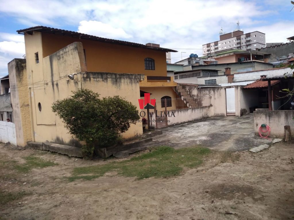 imagem do imovel Terreno em "L" com 624 m², Vila Monte Santo, região Ponte Rasa ref: PE34623