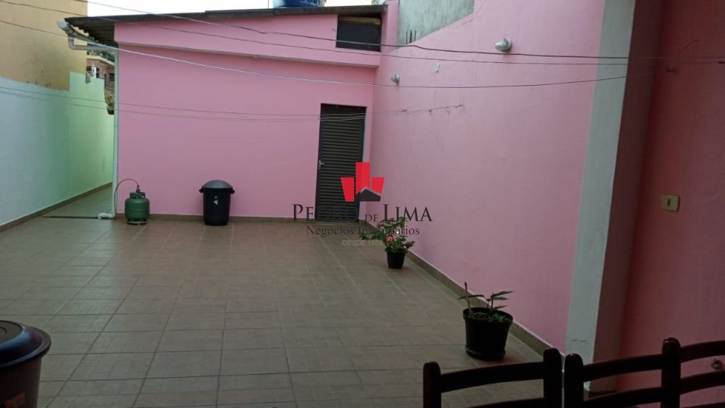 Casa para alugar para escritório com 2 quartos, 1 suíte, edícula, 2 vagas, próximo metrô Itaquera.