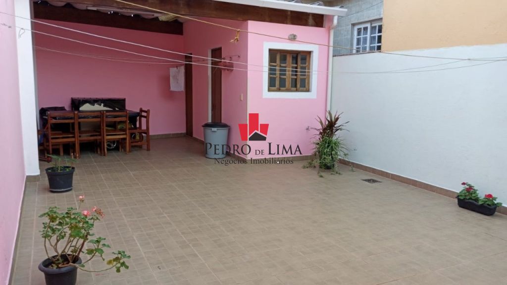 Casa para alugar para escritório com 2 quartos, 1 suíte, edícula, 2 vagas, próximo metrô Itaquera.