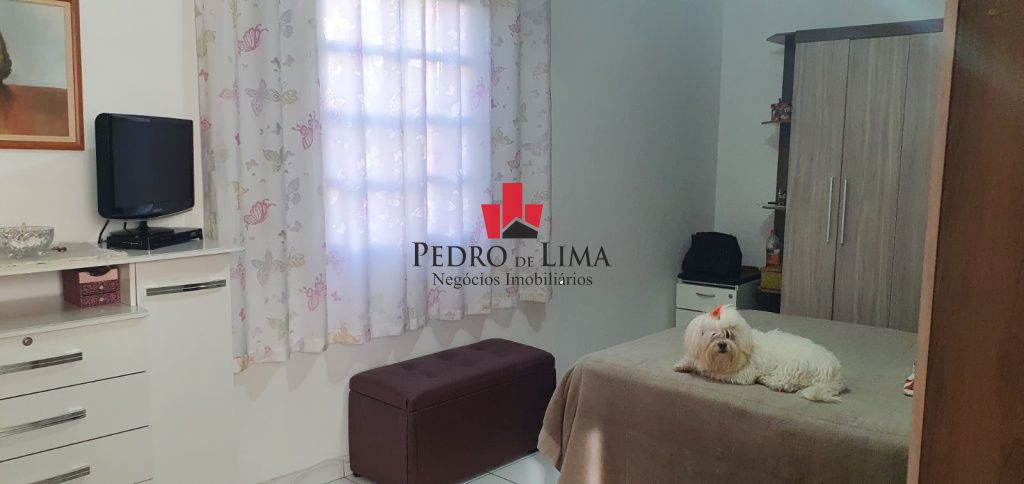Sobrado Frontal com 4 dormitórios, sendo 1 suíte e 2 vagas na Penha