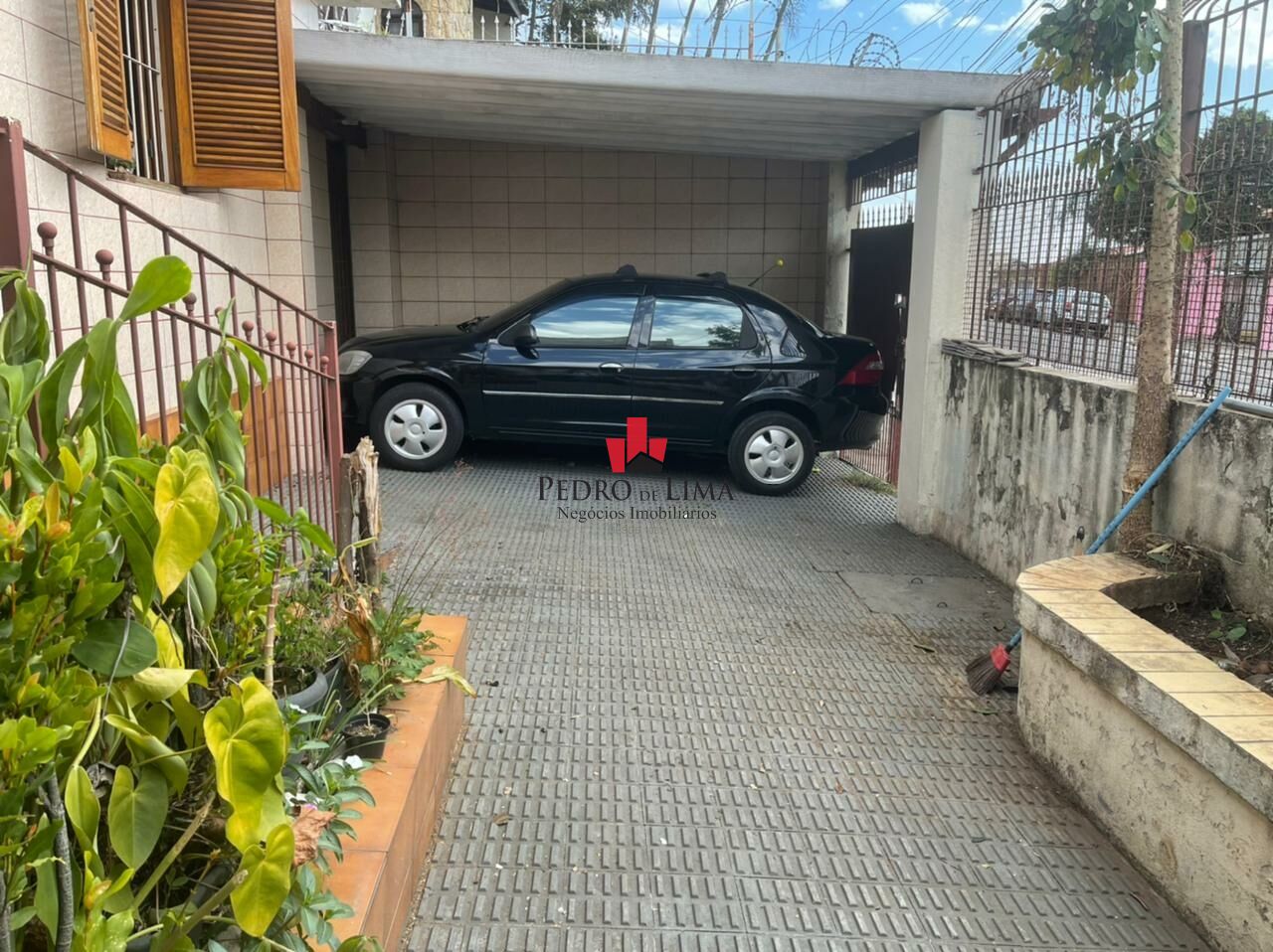 Casa 3 dormitórios e 2 vagas no Cangaiba