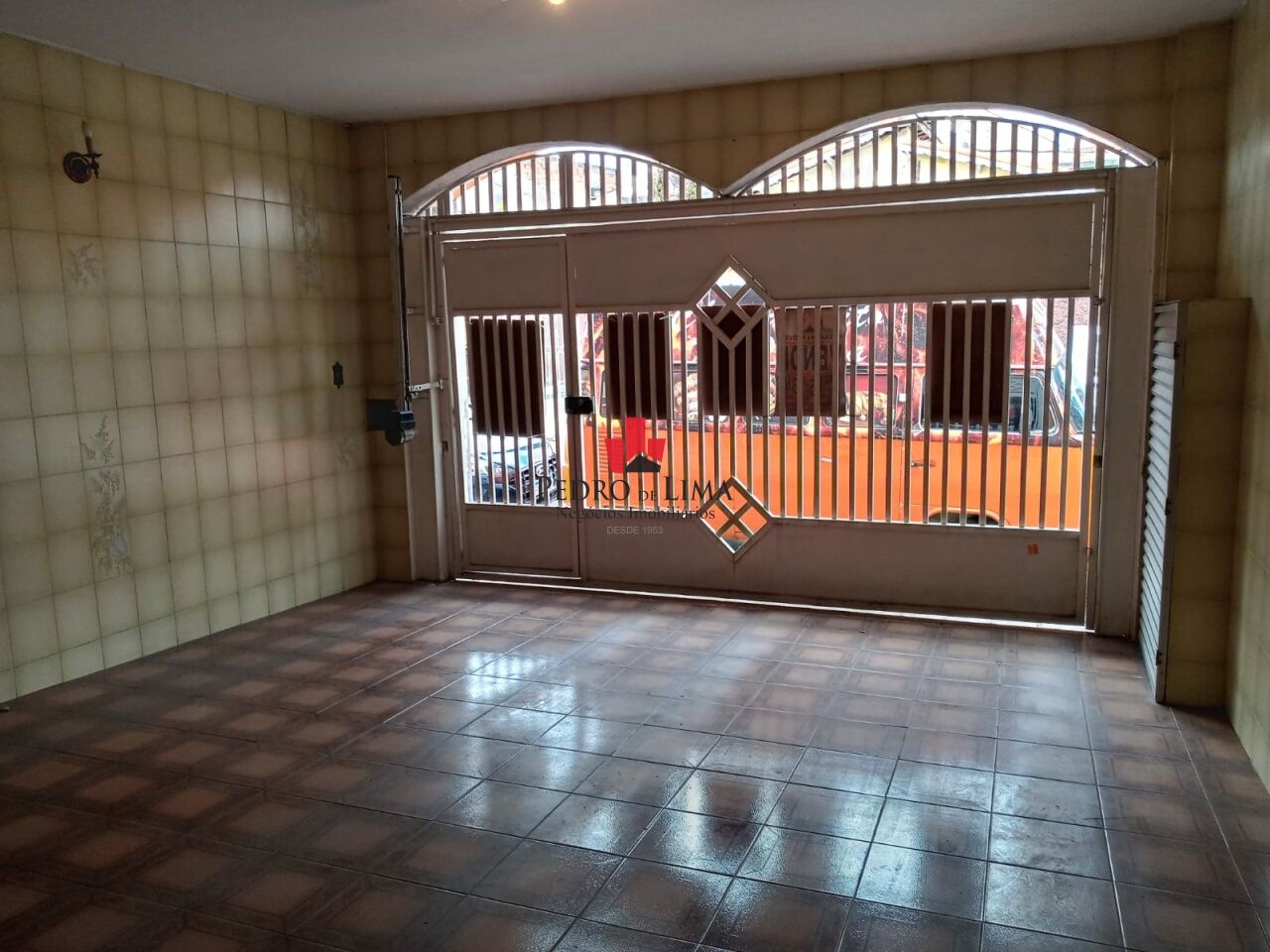 Sobrado com 5 dormitórios e 3 pavimentos na Vila Ré
