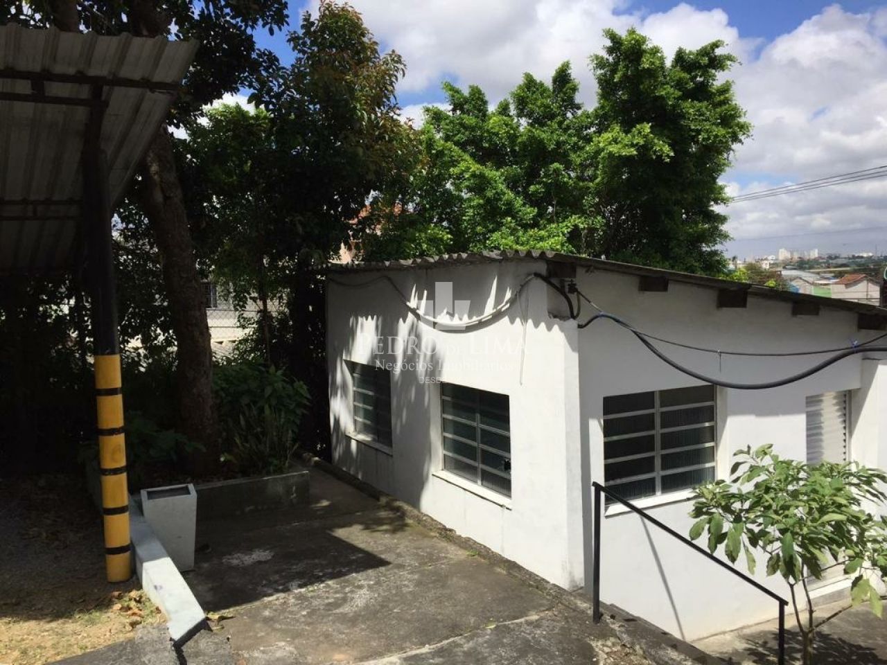 Galpão 1800m², 1600 área fabril e  2380 de área de Terreno, No Cangaíba, Entra caminhão.