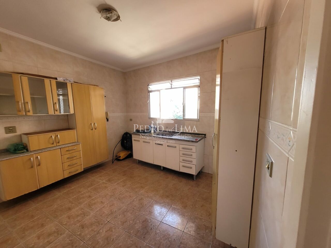 imagem do imovel Apartamento de sobreloja 114m² para fins comerciais na Regiao Penha ref: PE36630