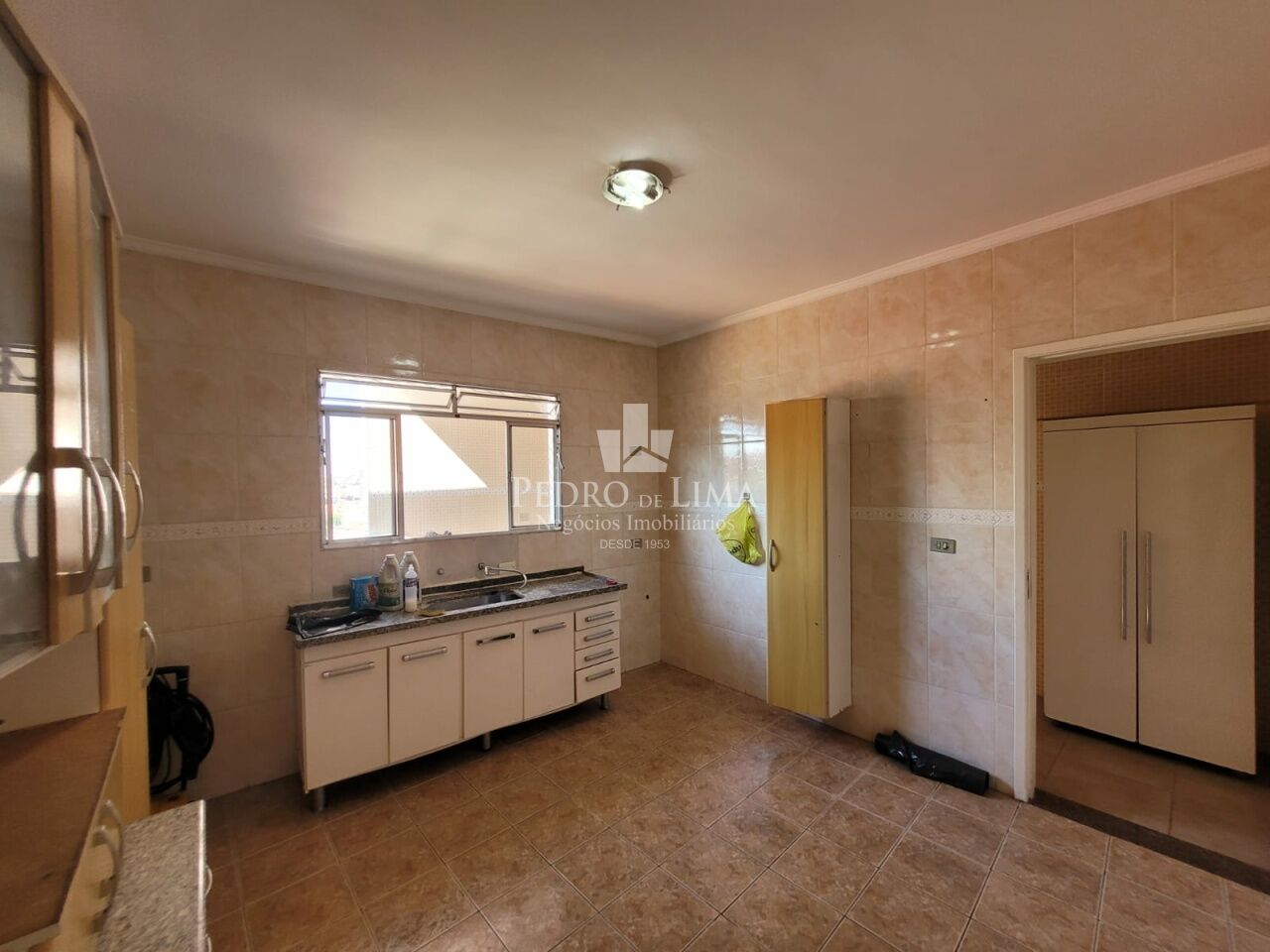 imagem do imovel Apartamento de sobreloja 114m² para fins comerciais na Regiao Penha ref: PE36630