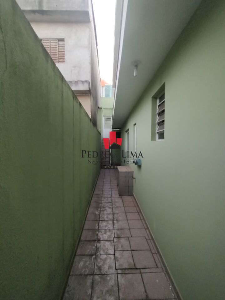 Sobrado de 3 Dormitórios e 2 Vagas e com Edícula de 2 Dormitórios em Itaquera