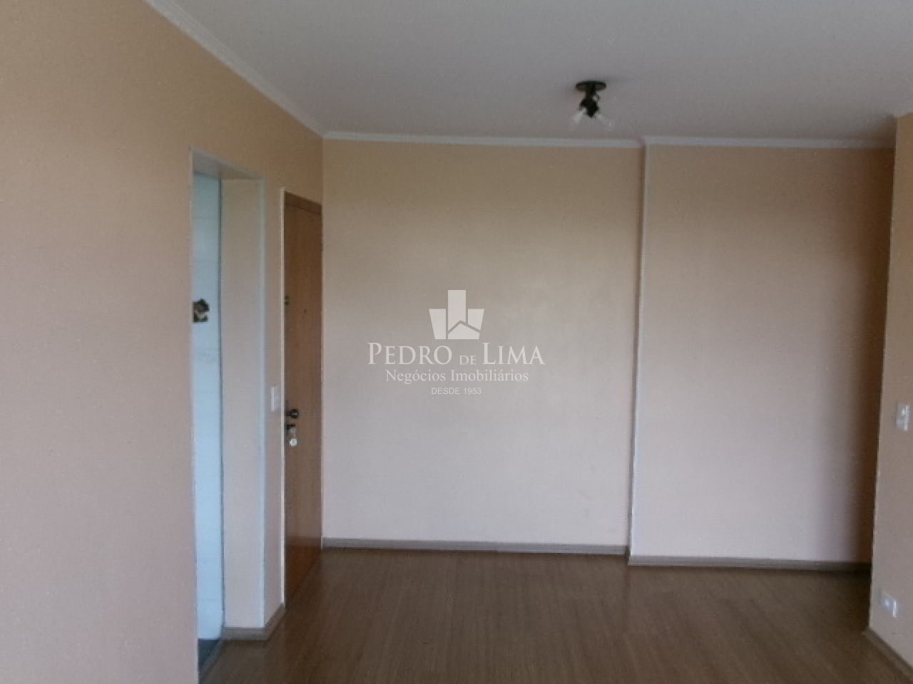 imagem do imovel Apartamento 2 dormitórios, 1 Suite e 1 vaga coberta  na Penha ref: PE37733