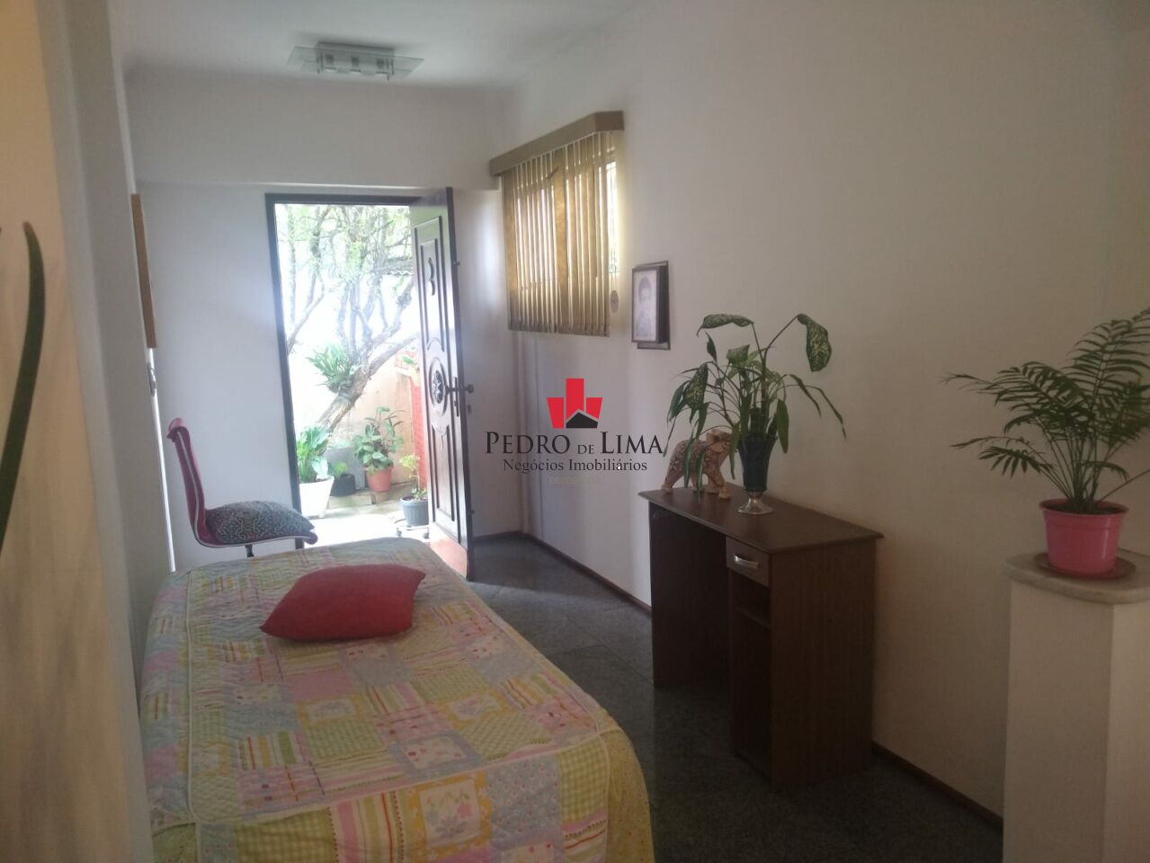 imagem do imovel Casa térrea no Jardim São Carlos - Vila Jacui ref: PE37889