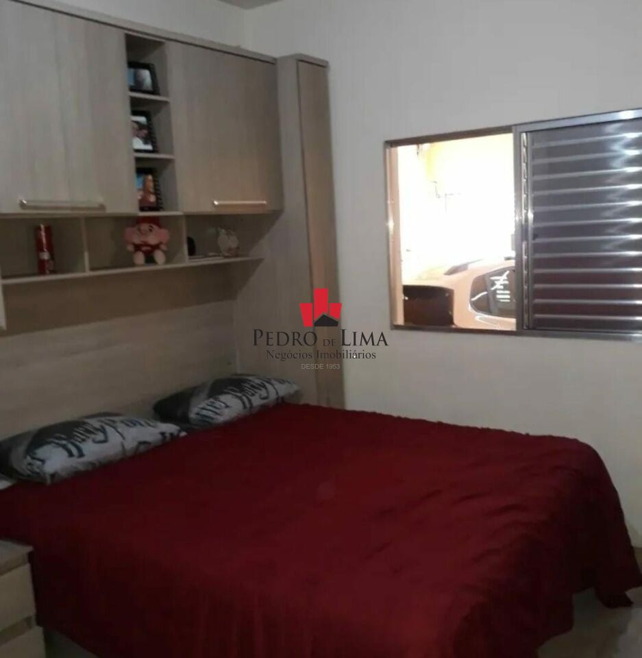 imagem do imovel Sobrado 4 dormitórios e 2 vagas em Itaquera  ref: PE38007