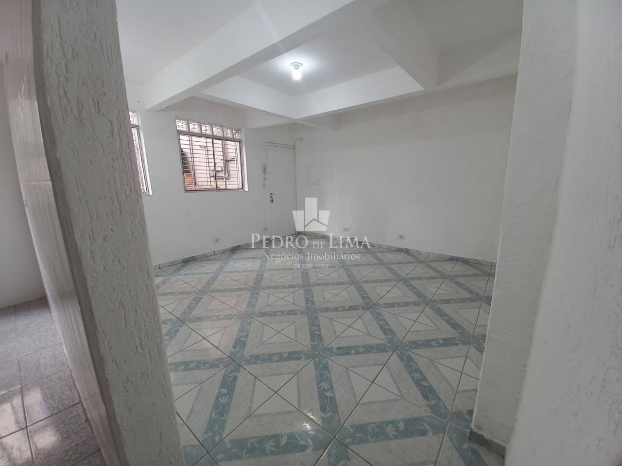 imagem do imovel Apartamento com 1 dormitório em excelente localização no bairro da Penha ref: PE38012