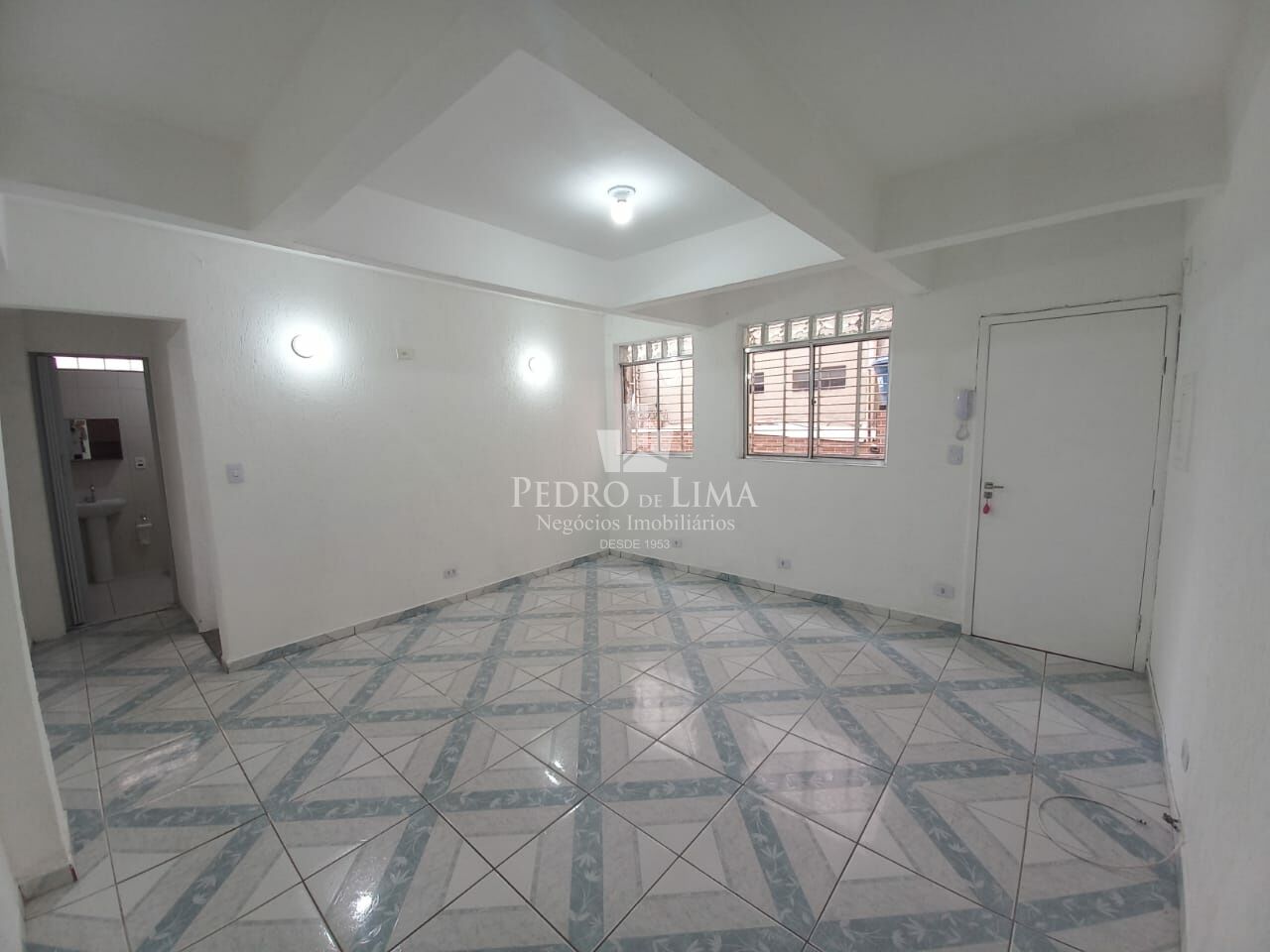 imagem do imovel Apartamento com 1 dormitório em excelente localização no bairro da Penha ref: PE38012