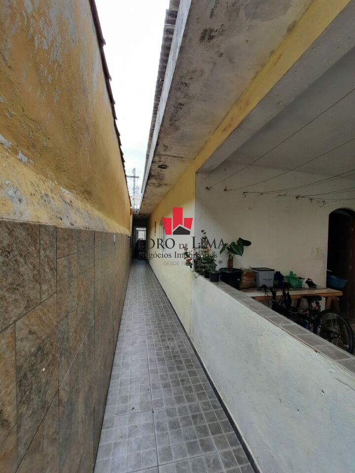 Sobrado Frontal 4 dormitórios na Ponte Rasa