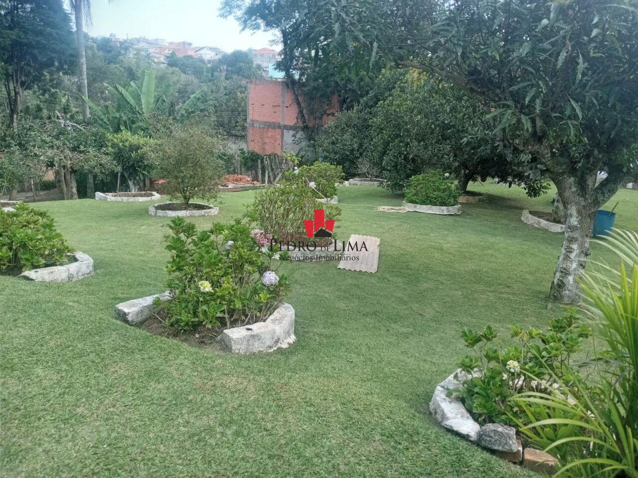 imagem do imovel Chácara em Arujá ref: PE38095