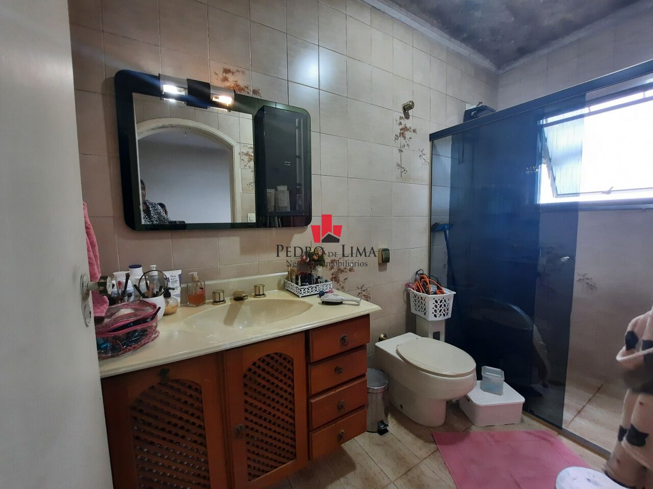 Sobrado frontal  com 3 Dormitórios e mais 2 casas no quintal- Ermelino Matarazzo