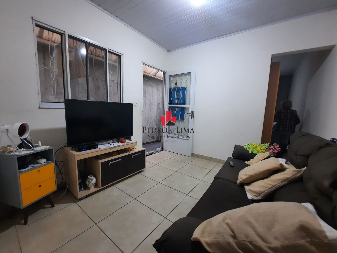 Sobrado frontal  com 3 Dormitórios e mais 2 casas no quintal- Ermelino Matarazzo