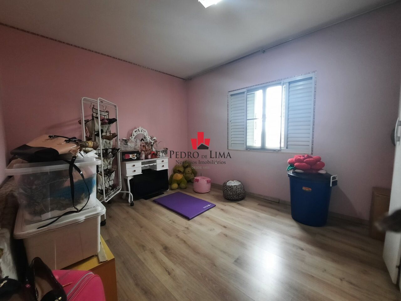 Sobrado frontal  com 3 Dormitórios e mais 2 casas no quintal- Ermelino Matarazzo