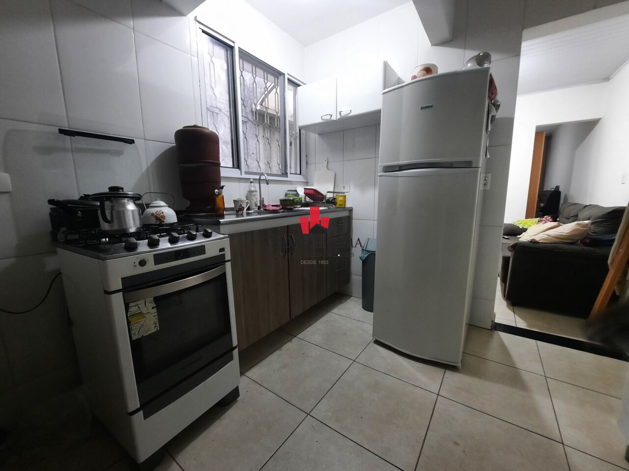 Sobrado frontal  com 3 Dormitórios e mais 2 casas no quintal- Ermelino Matarazzo