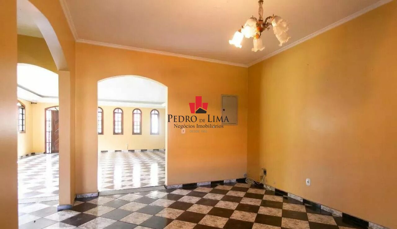 Sobrado frontal na Vila Curuçá