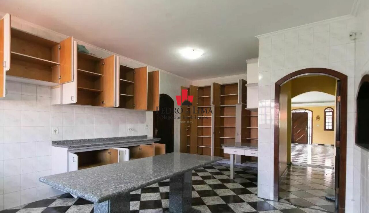 Sobrado frontal na Vila Curuçá