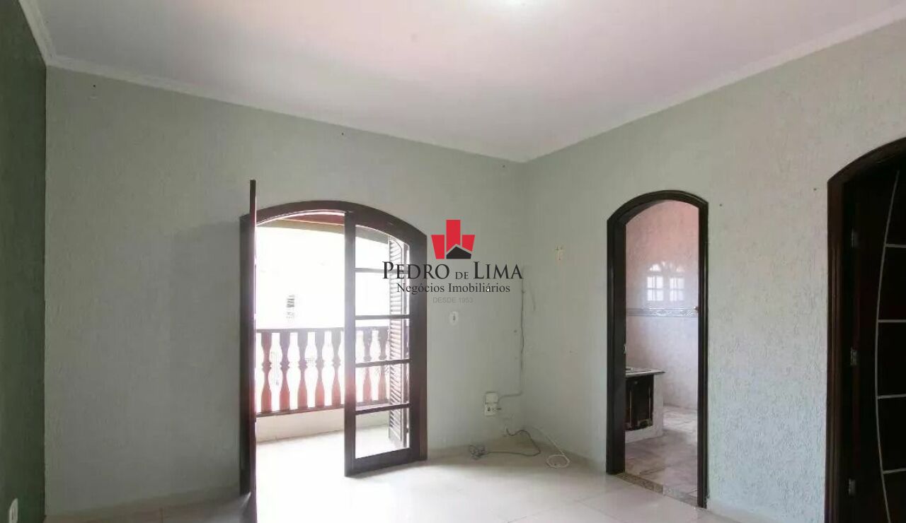 Sobrado frontal na Vila Curuçá
