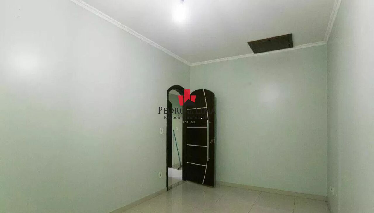 Sobrado frontal na Vila Curuçá