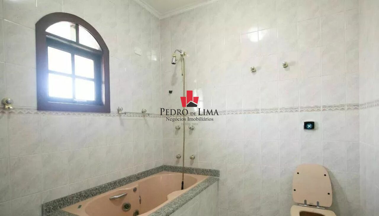 Sobrado frontal na Vila Curuçá