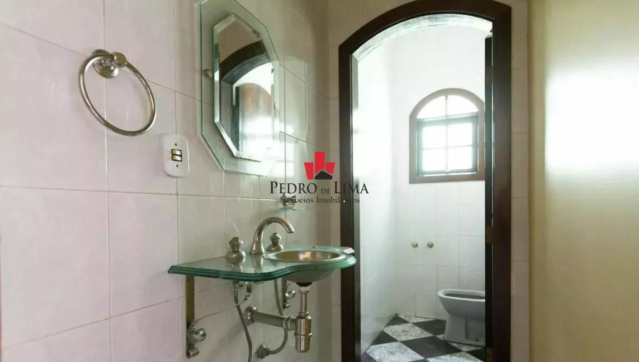 Sobrado frontal na Vila Curuçá