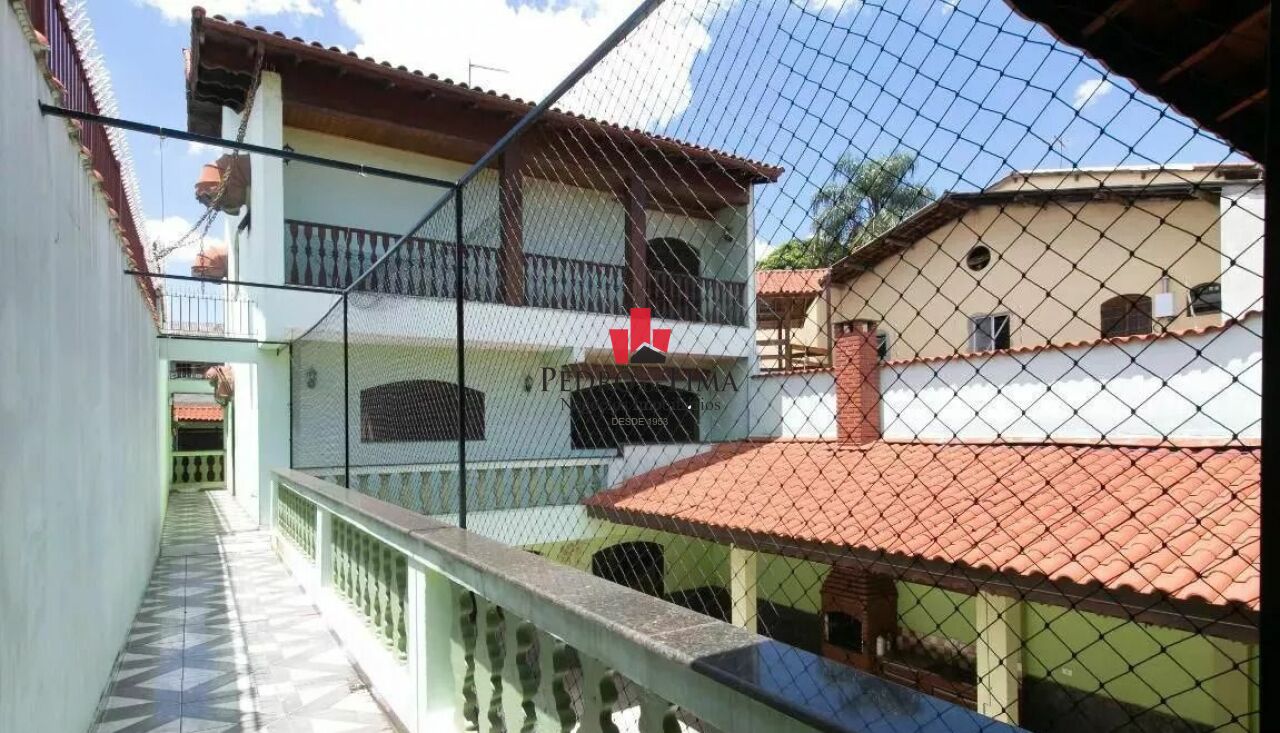 Sobrado frontal na Vila Curuçá