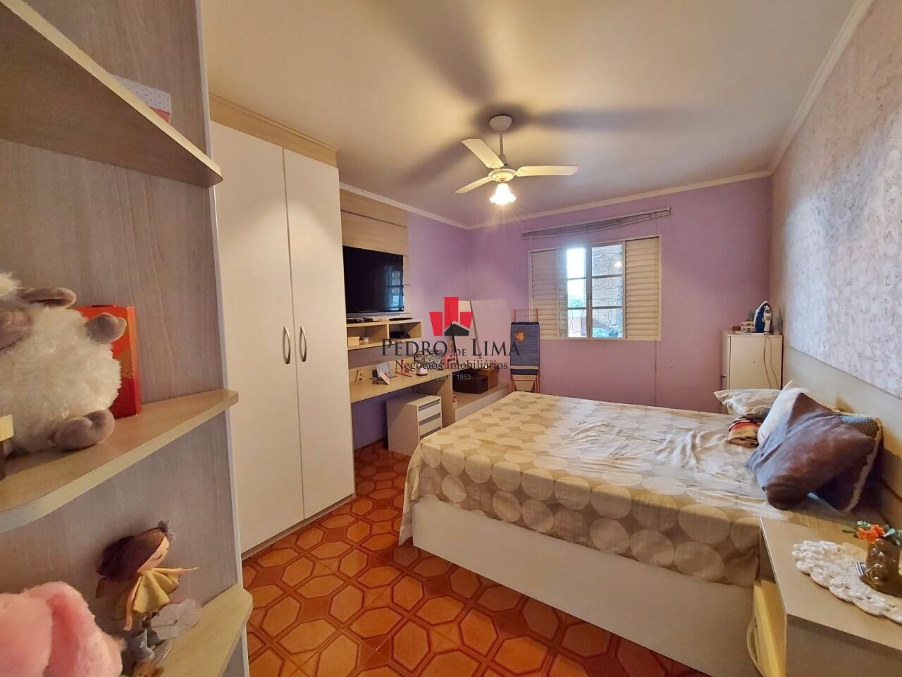 Sobrado Frontal com 2 dormitórios, 1 suíte, 2 vagas e 179 M² na Ponte Rasa.