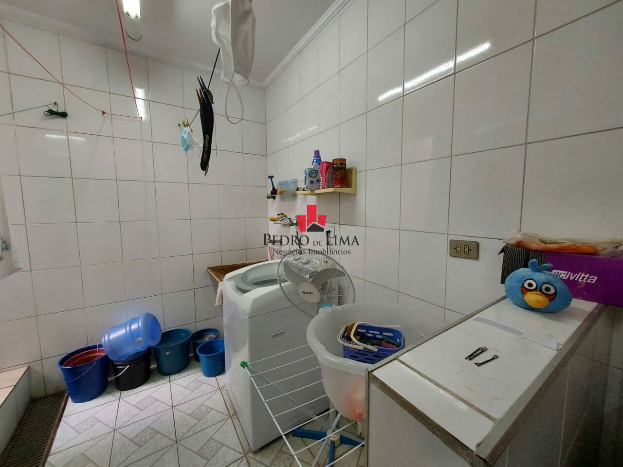 Sobrado Frontal com 2 dormitórios, 1 suíte, 2 vagas e 179 M² na Ponte Rasa.