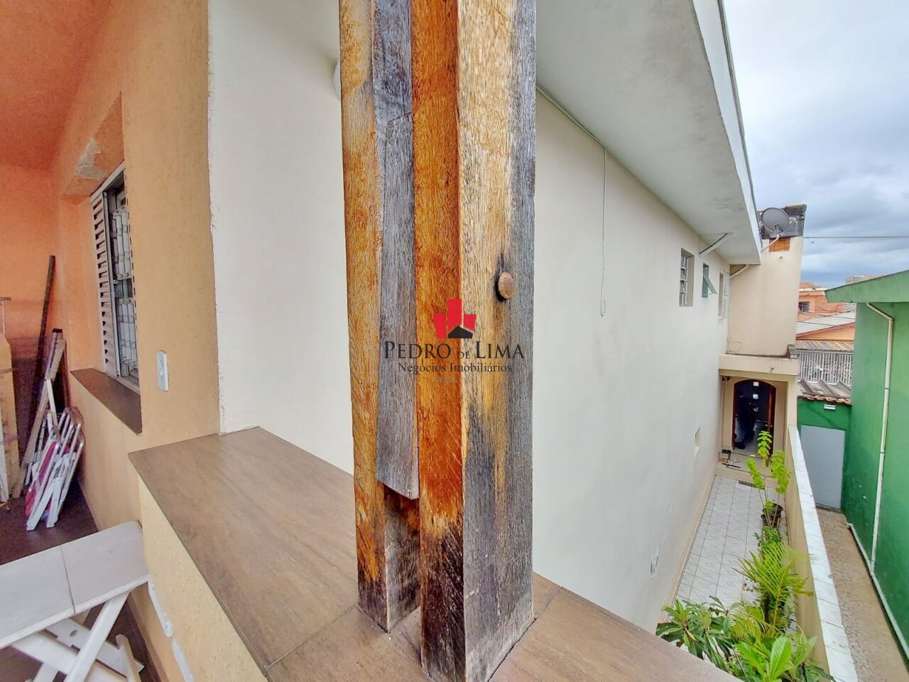 Sobrado Frontal com 2 dormitórios, 1 suíte, 2 vagas e 179 M² na Ponte Rasa.