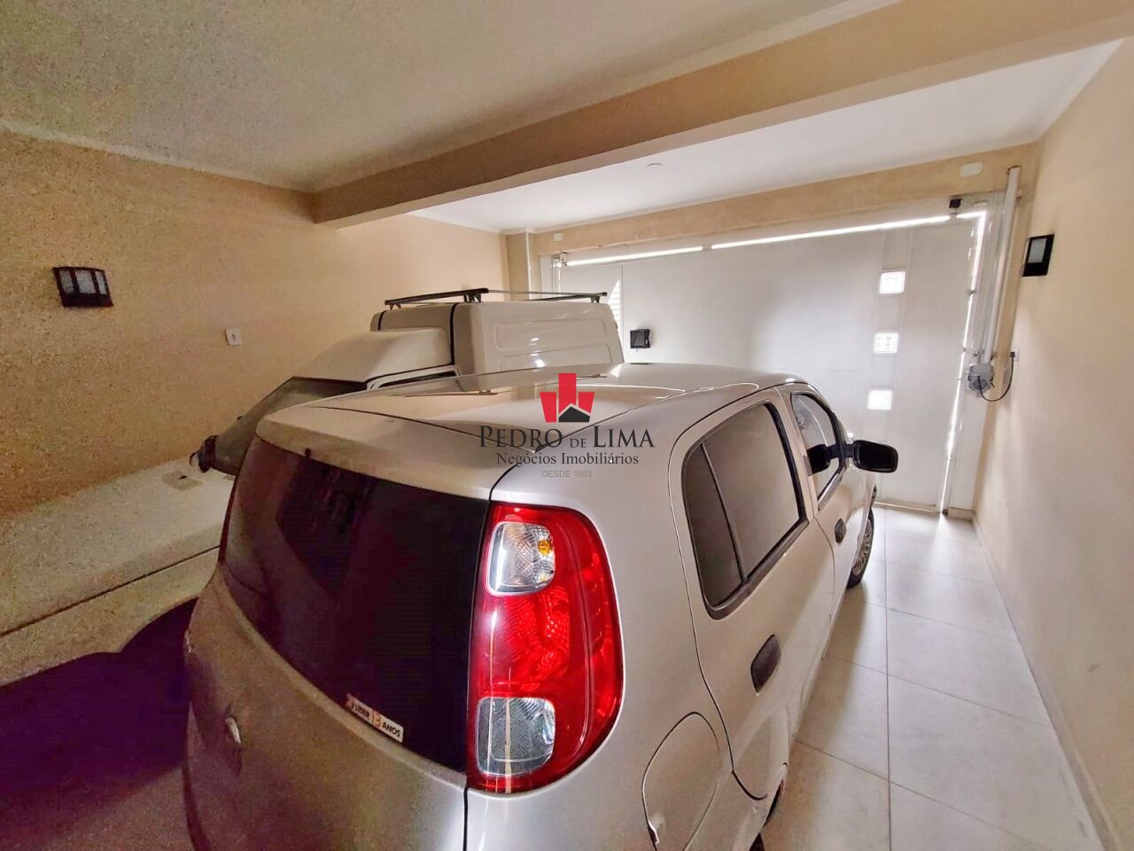 Sobrado Frontal com 2 dormitórios, 1 suíte, 2 vagas e 179 M² na Ponte Rasa.