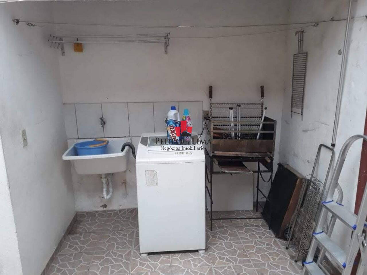 Casa  térrea   com  dormitórios  amplos na Ponte Rasa