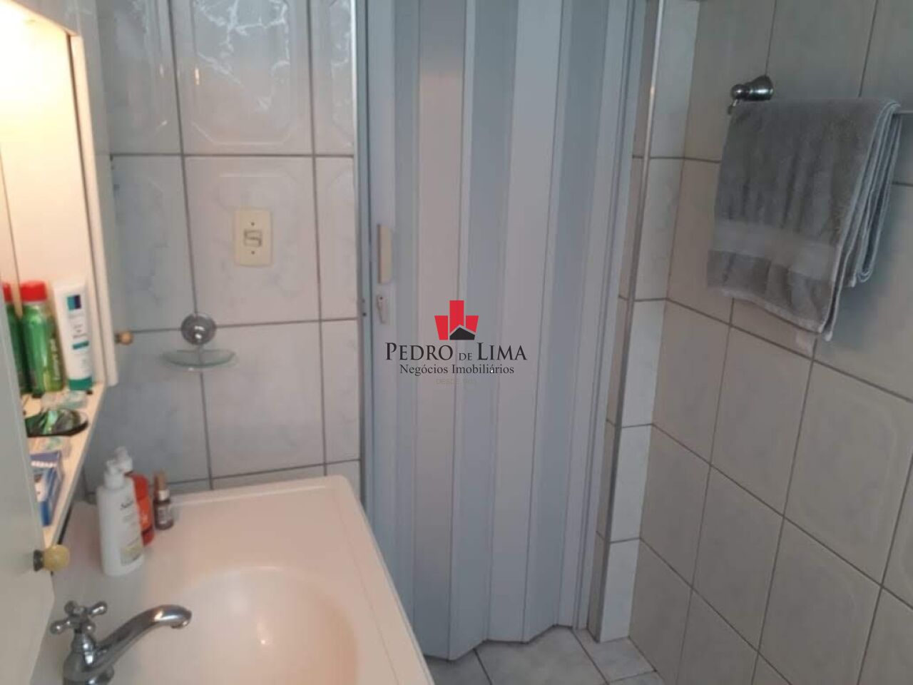 Casa  térrea   com  dormitórios  amplos na Ponte Rasa