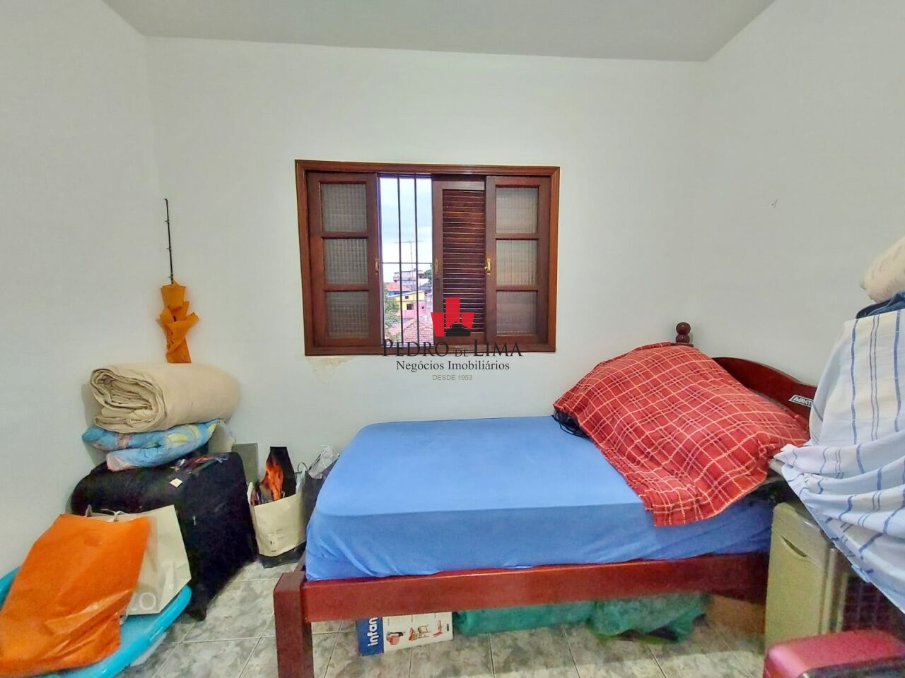 Sobrado com 3 quartos, 2 vagas, 210 m², bairro Ponte Rasa.
