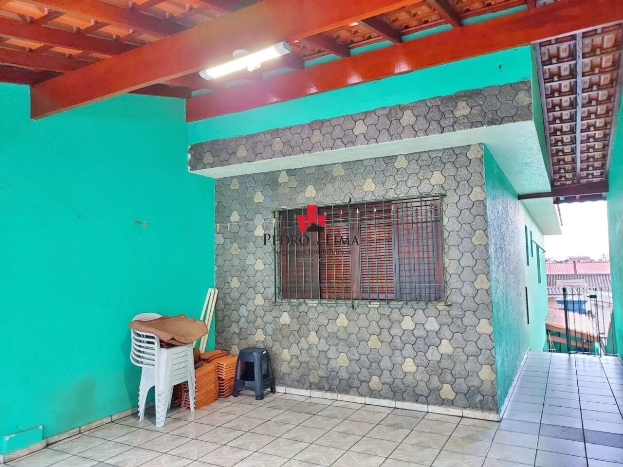 Sobrado com 3 quartos, 2 vagas, 210 m², bairro Ponte Rasa.