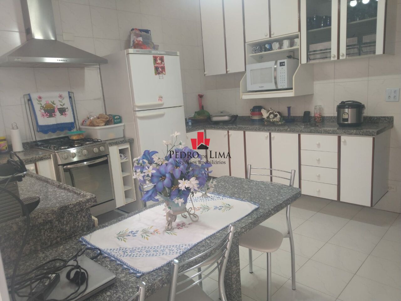 Sobrado frontal em vila na Guaiaúna - Penha